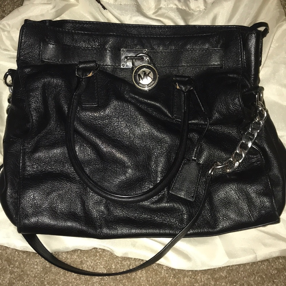 Black michael kors bag